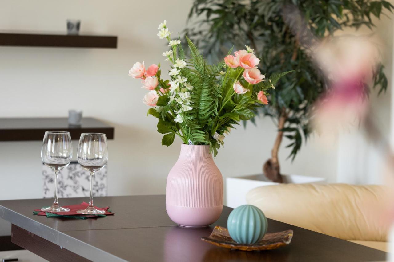 Apartment Trzy Zagle By Renters Gdansk